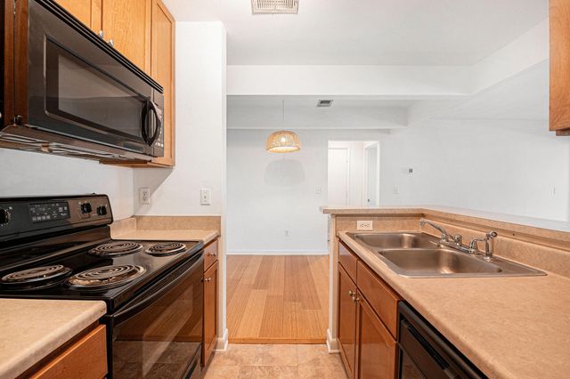 272 Alexandra Drive 2, Mount Pleasant, SC 29464