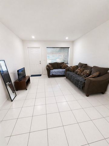 3281 NW 13th St, Lauderhill, FL 33311