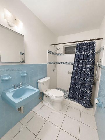 3281 NW 13th St, Lauderhill, FL 33311