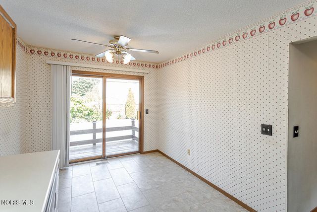 2218 Longport Drive, Maumee, OH 43537