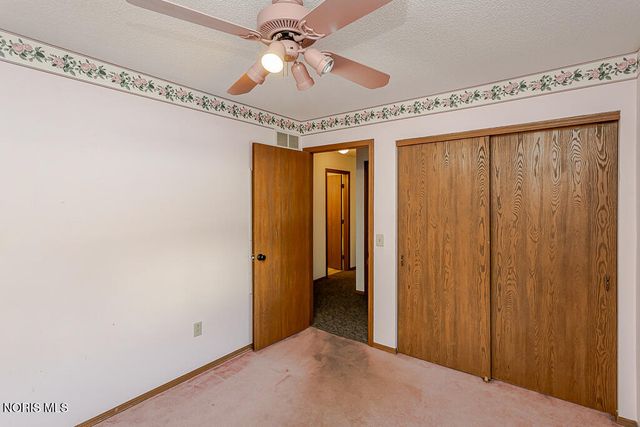 2218 Longport Drive, Maumee, OH 43537