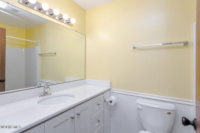2218 Longport Drive, Maumee, OH 43537