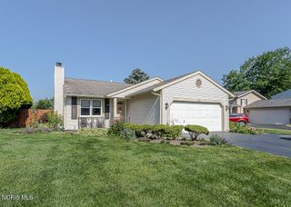 2218 Longport Drive, Maumee, OH 43537