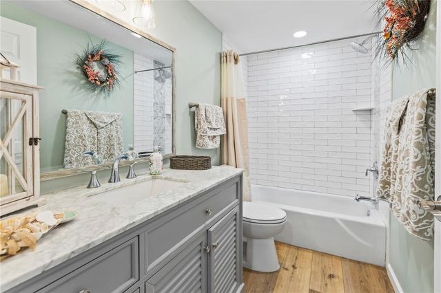 3122 REGATTA CIRCLE, Sarasota, FL 34231