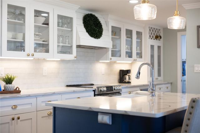 3122 REGATTA CIRCLE, Sarasota, FL 34231