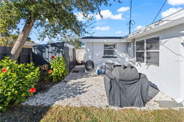 3122 REGATTA CIRCLE, Sarasota, FL 34231