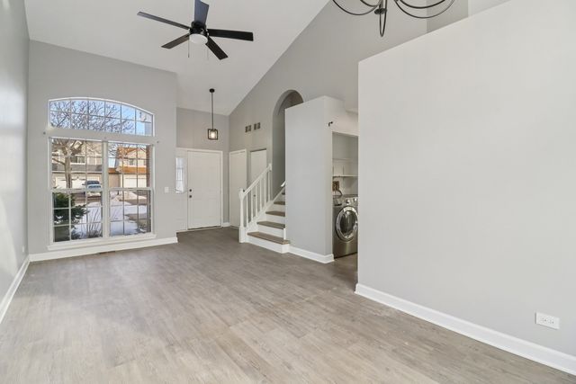 145 W Honeysuckle Drive, Round Lake Beach, IL 60073