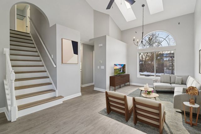 145 W Honeysuckle Drive, Round Lake Beach, IL 60073