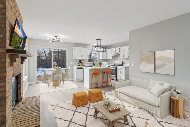 145 W Honeysuckle Drive, Round Lake Beach, IL 60073