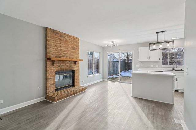 145 W Honeysuckle Drive, Round Lake Beach, IL 60073