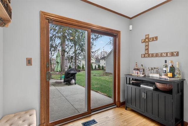 221 N Higby Street, Jackson, MI 49202