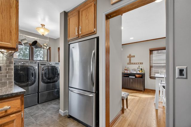 221 N Higby Street, Jackson, MI 49202