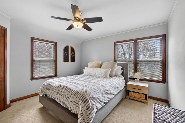 221 N Higby Street, Jackson, MI 49202