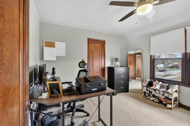 221 N Higby Street, Jackson, MI 49202