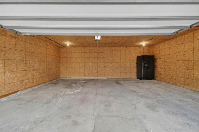 221 N Higby Street, Jackson, MI 49202