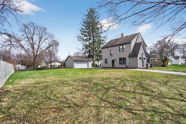 221 N Higby Street, Jackson, MI 49202