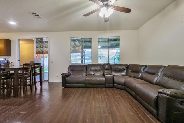 3291 Cathedral Cir, Stockton, CA 95212