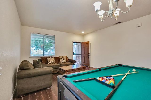 3291 Cathedral Cir, Stockton, CA 95212