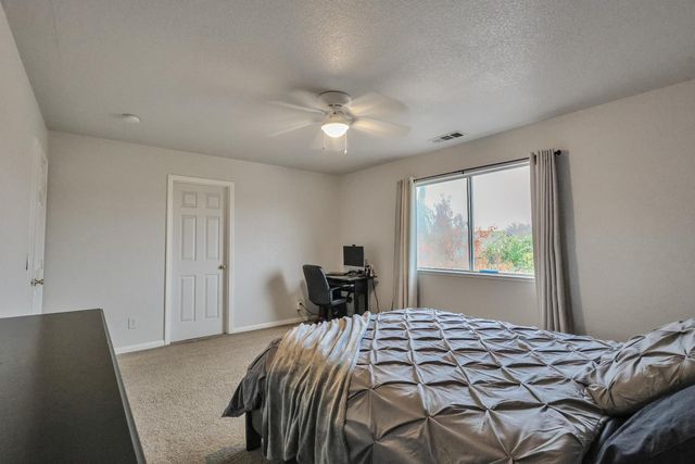 3291 Cathedral Cir, Stockton, CA 95212