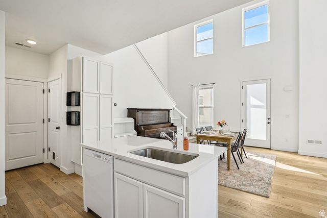 5533 W PRONGHORN DR, South Jordan, UT 84009