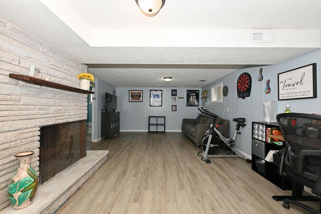 924 Montclair DRIVE, Racine, WI 53402