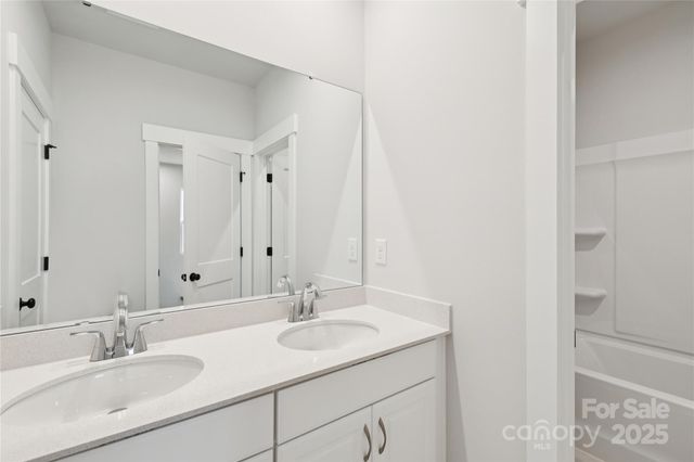 3142 Finchborough Court 252, Charlotte, NC 28269