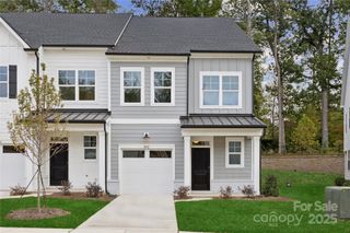 3142 Finchborough Court 252, Charlotte, NC 28269