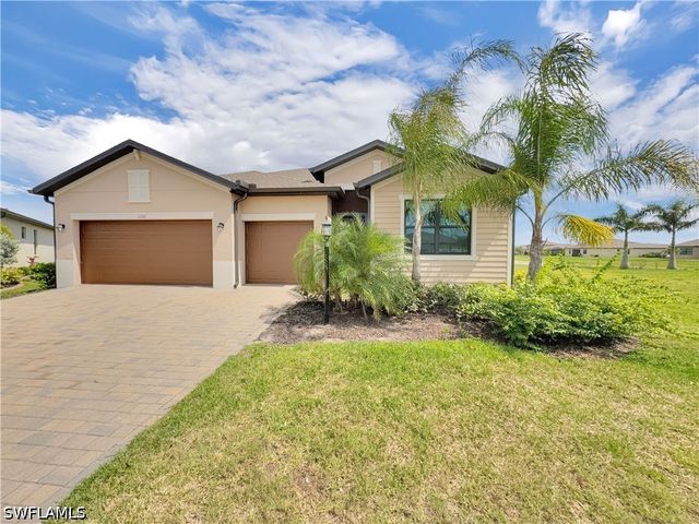3350 Antilla CT, Fort Myers, FL 33905
