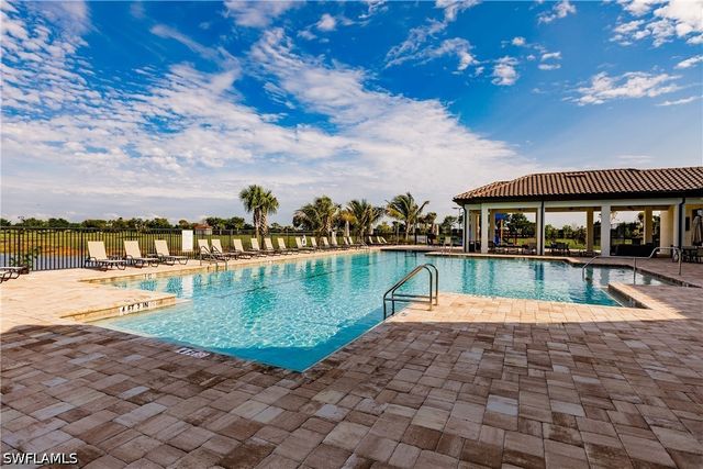 3350 Antilla CT, Fort Myers, FL 33905