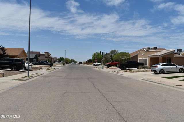 14248 DESERT MESQUITE Drive, Horizon City, TX 79928