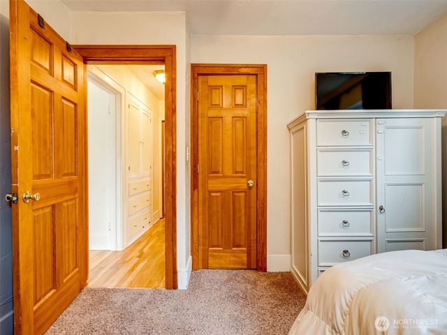 1510 S Kinnear Street, Kelso, WA 98626