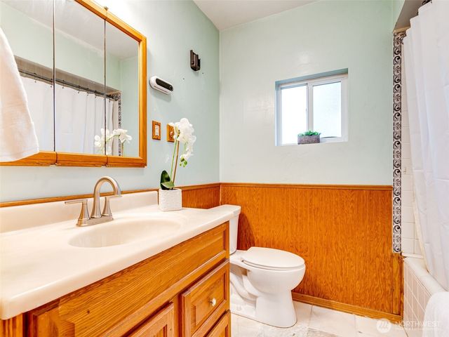 1510 S Kinnear Street, Kelso, WA 98626