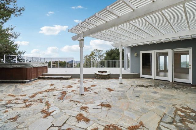 1240 Vista Sierra Drive, El Cajon, CA 92019