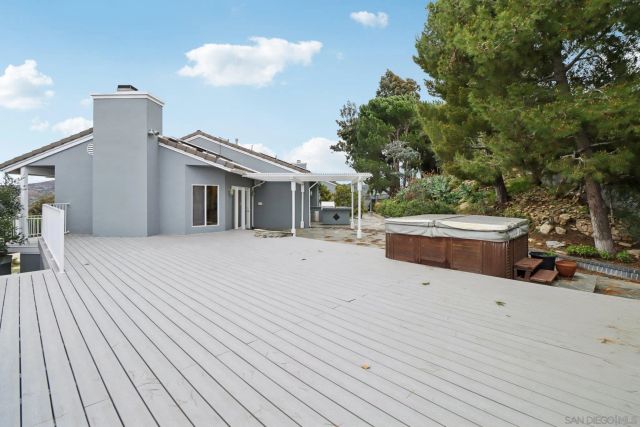 1240 Vista Sierra Drive, El Cajon, CA 92019