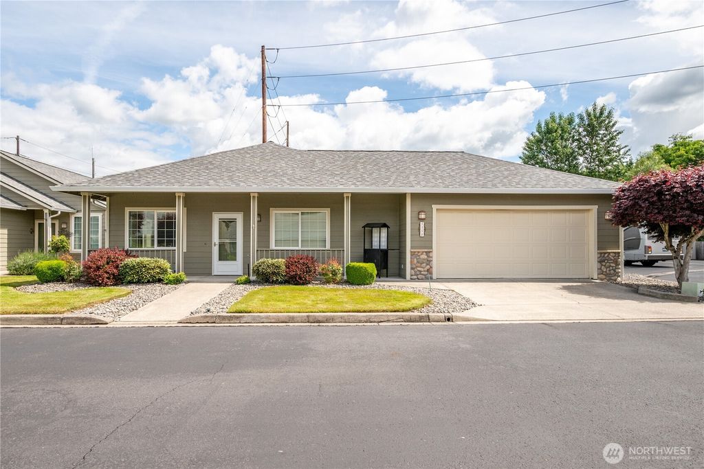 5558 Solo Pointe Drive, Longview, WA 98632