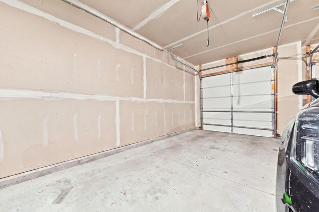 15835 Utah Court, Savage, MN 55378