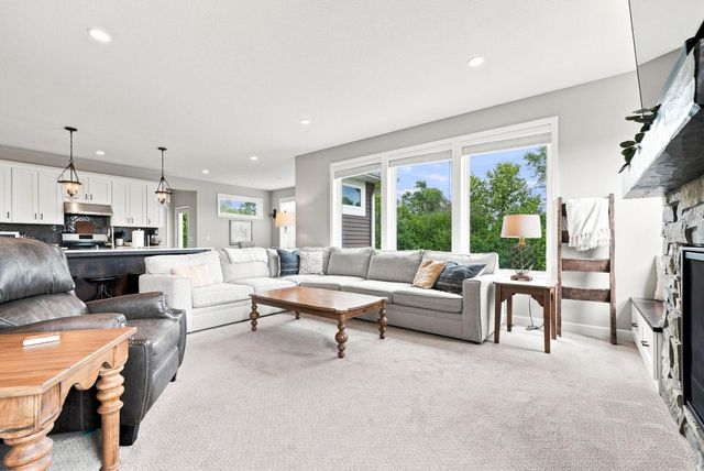 15835 Utah Court, Savage, MN 55378