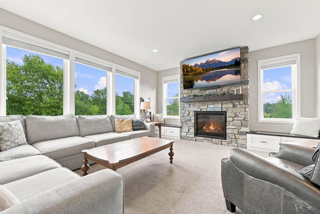 15835 Utah Court, Savage, MN 55378