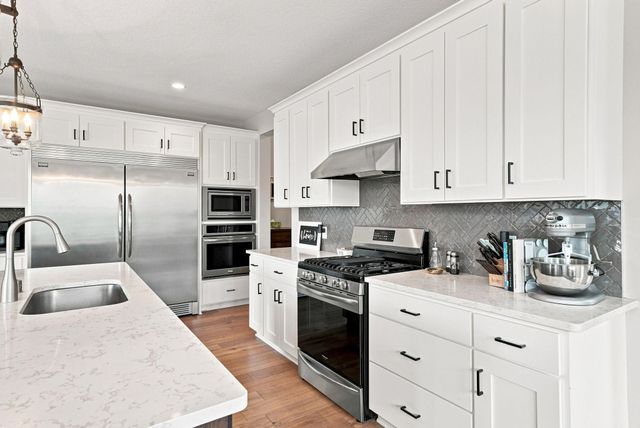 15835 Utah Court, Savage, MN 55378