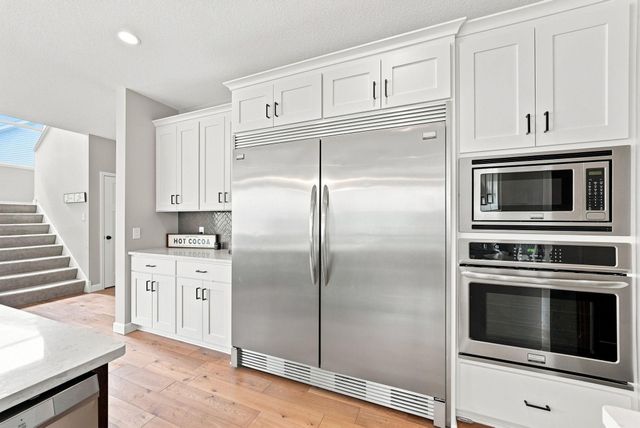 15835 Utah Court, Savage, MN 55378