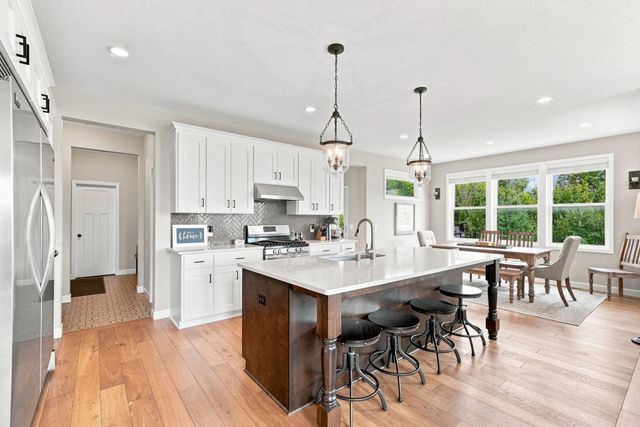 15835 Utah Court, Savage, MN 55378