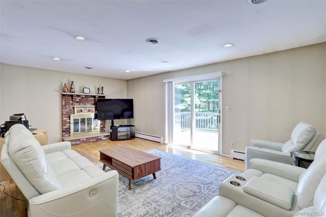 561 New Hempstead Road, Spring Valley, NY 10977