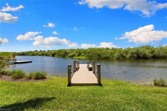 8572 Bellagio DR, Naples, FL 34114