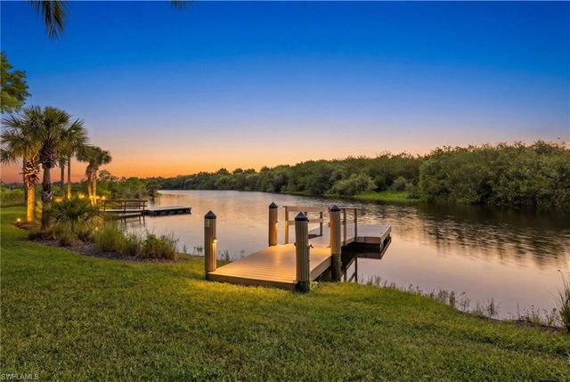 8572 Bellagio DR, Naples, FL 34114