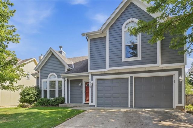 15639 Conser Street, Overland Park, KS 66223