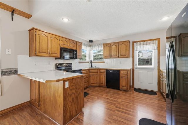15639 Conser Street, Overland Park, KS 66223