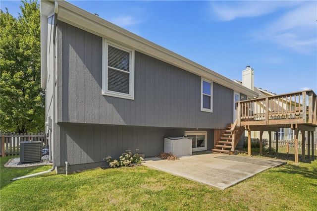 15639 Conser Street, Overland Park, KS 66223