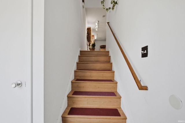 9584 S Pointe Lasalles Drive, Bloomington, IN 47401