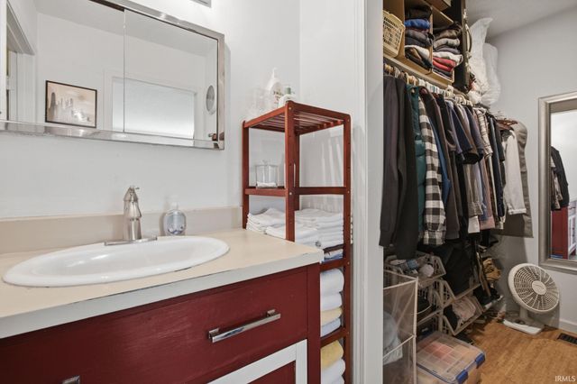 9584 S Pointe Lasalles Drive, Bloomington, IN 47401