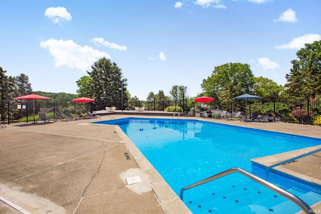 9584 S Pointe Lasalles Drive, Bloomington, IN 47401